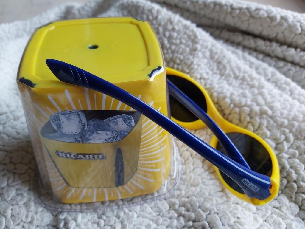 Ricard: petit seau à glaces et 1 paire lunette de soleil, Collections, Enlèvement ou Envoi, Comme neuf