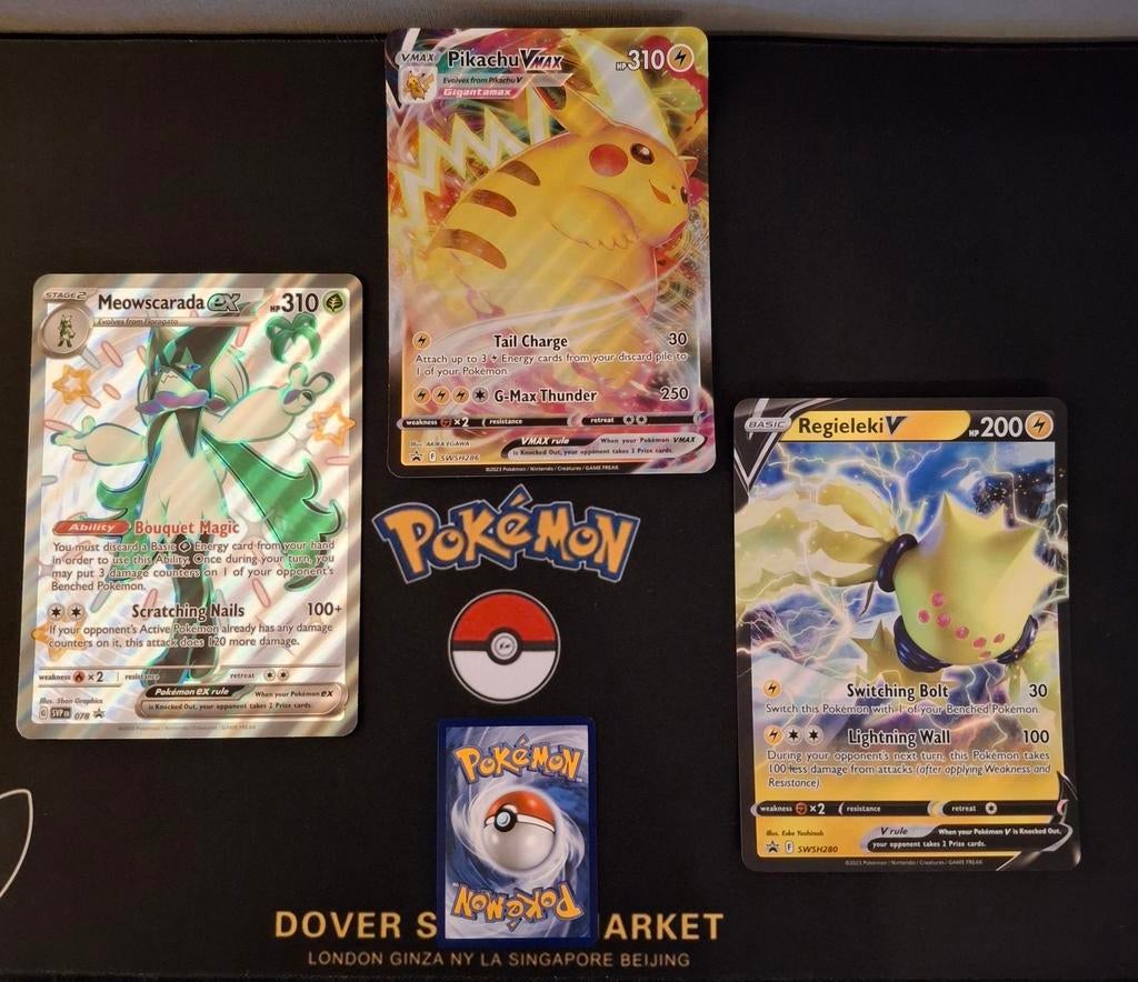 3 magnifiques cartes géantes de Pokémon !, Enlèvement ou Envoi, Comme neuf