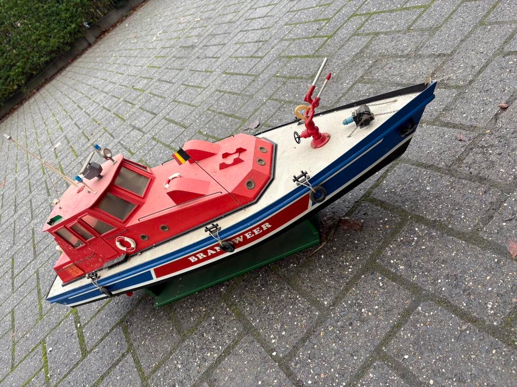 Brandweerboot, Ophalen, Gebruikt, 1:200 of kleiner