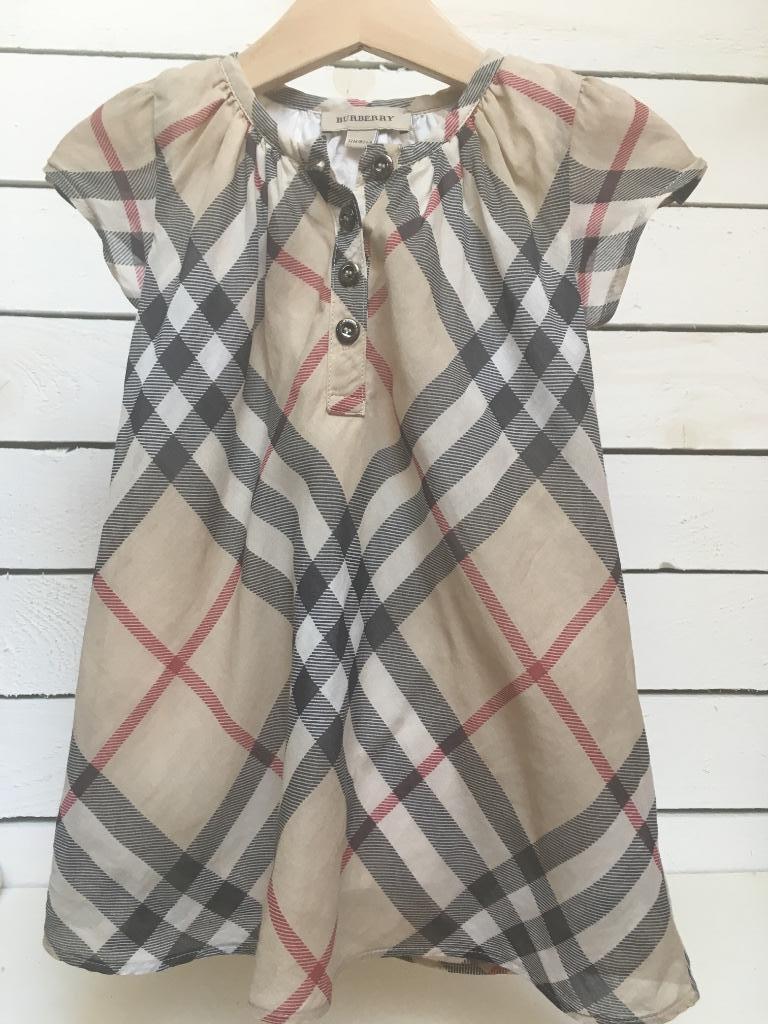 Robe Burberry 18 mois, Enfants & Bébés, Robe ou Jupe, Enlèvement, Utilisé, Burberry