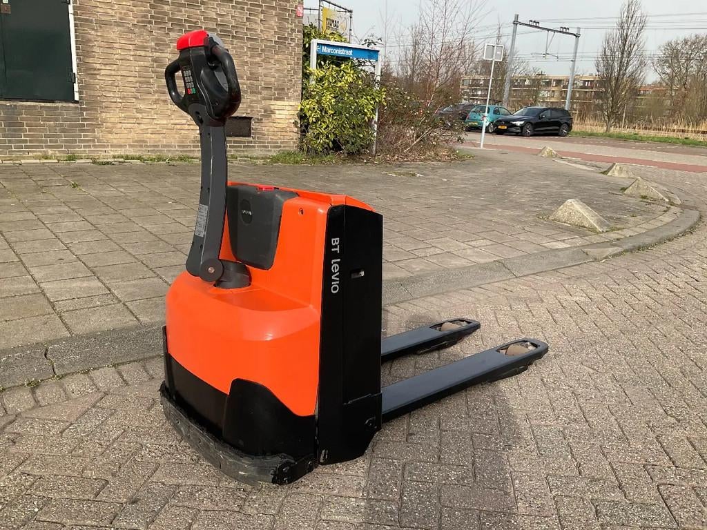 Toyota LWE160 1600KG PALLETWAGEN / HEFTRUCK, Articles professionnels, Machines & Construction | Chariots élévateurs & Transport interne