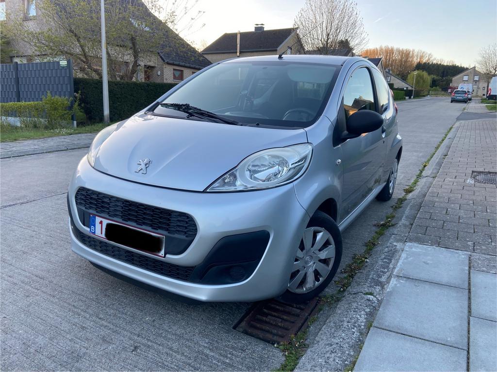 Est Prête C.T. vierge+CarPass *Propre *Peugeot 107 1.0, Autos, Peugeot, Euro 5, Achat, Boîte manuelle, Entretenue par le concessionnaire