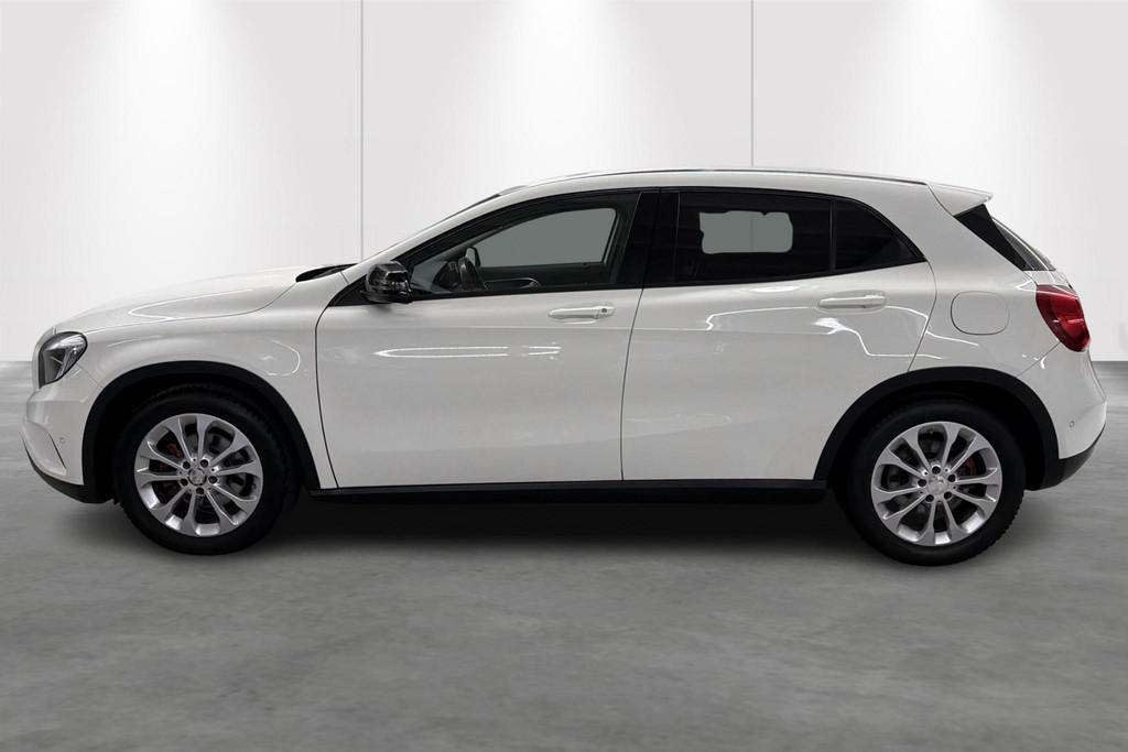 Mercedes-Benz GLA GLA 180, Auto's, Mercedes-Benz, Gebruikt, 4 cilinders, https://public.car-pass.be/vhr/08f7f884-6830-42d4-98bd-5eaaab4185b3