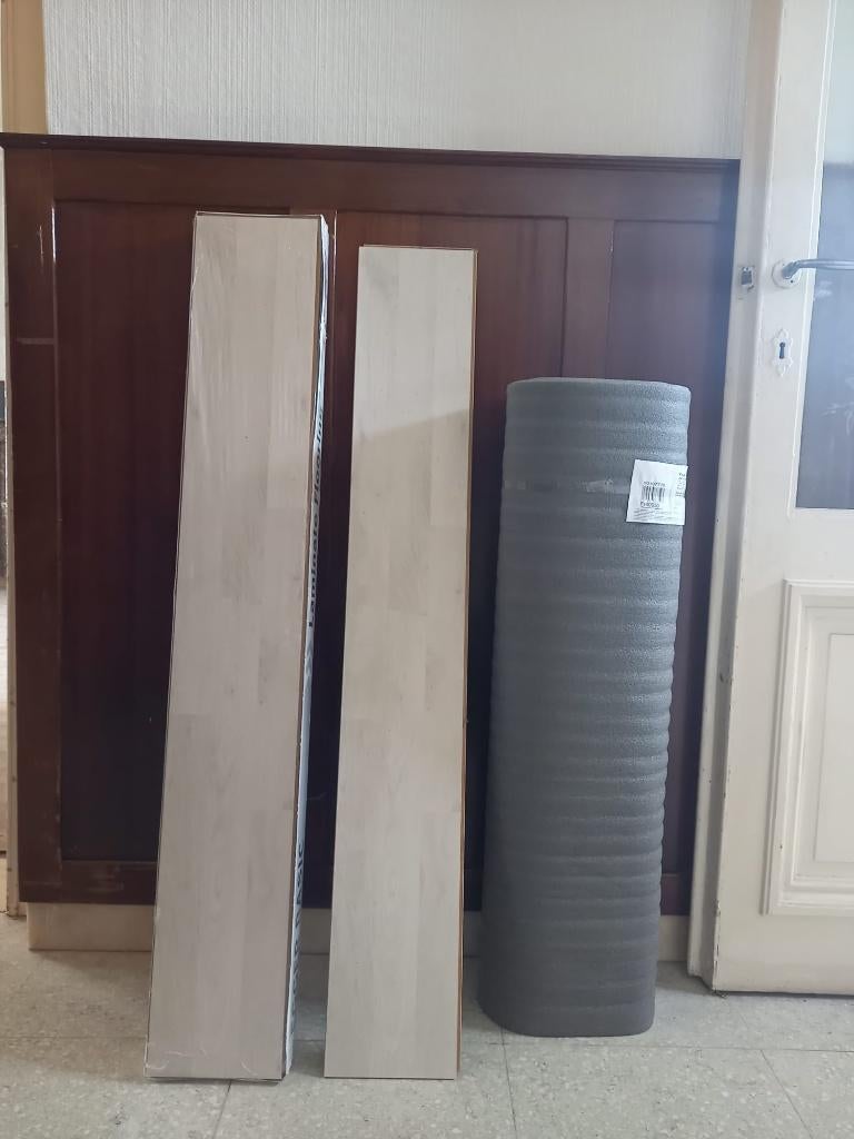 Laminaat & ondervloer 75m2, Doe-het-zelf en Bouw, Vloerdelen en Plavuizen, Ophalen, Kunststof, Zo goed als nieuw, 10 m² of meer