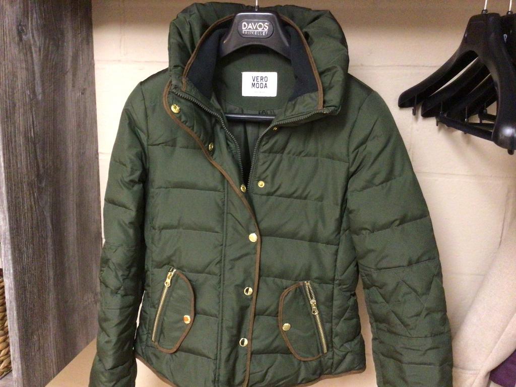 Veste small vero moda, Vêtements | Femmes, Vestes | Hiver, Vero Moda, Enlèvement, Comme neuf, Taille 36 (S)