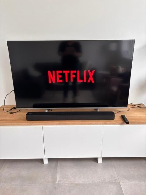 Hisense smart-tv, in perfect staat met Sony soundbar, LED, 50 Hz, Zo goed als nieuw, 100 cm of meer