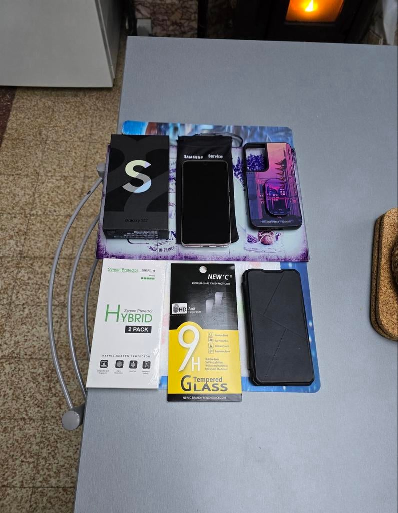 Samsung Galaxy S22 (Lilac-violet/256GB), Télécoms, Téléphonie mobile | Samsung, Galaxy S22, 256 GB, Sans abonnement, Avec simlock (verrouillage SIM)