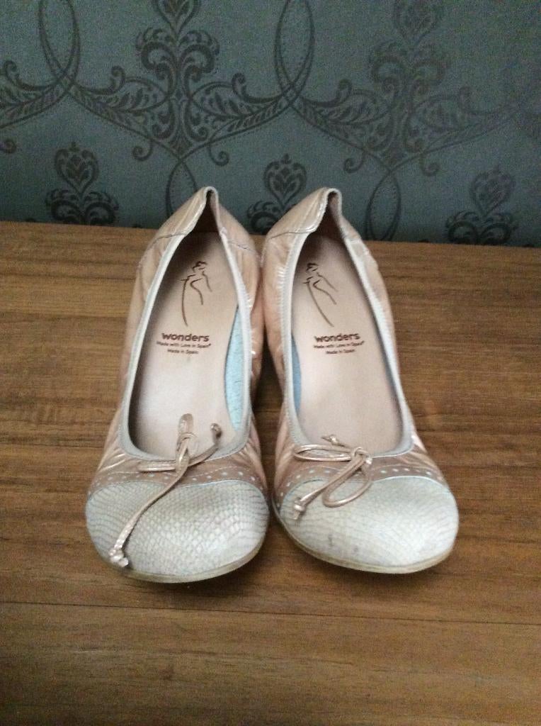 Ballerina's met hakje Wonders 38, Wonders, Beige, Gedragen, Ballerina's