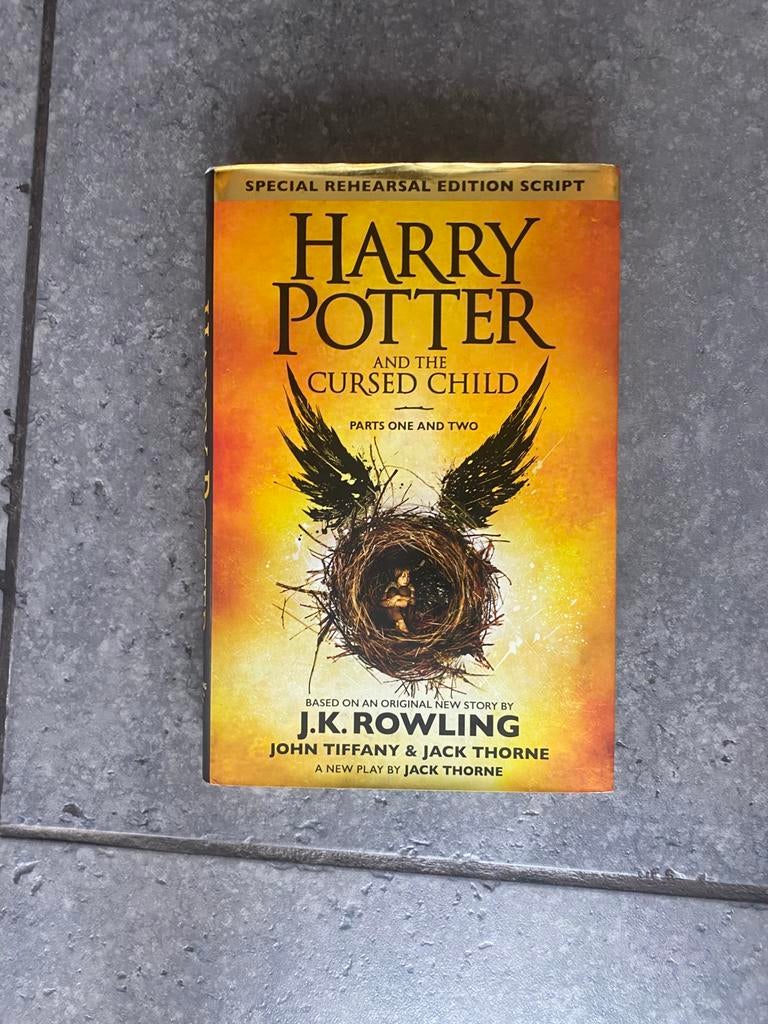 Harry Potter and the Cursed Child - Engelstalig script, Verzamelen, Harry Potter, Ophalen, Zo goed als nieuw