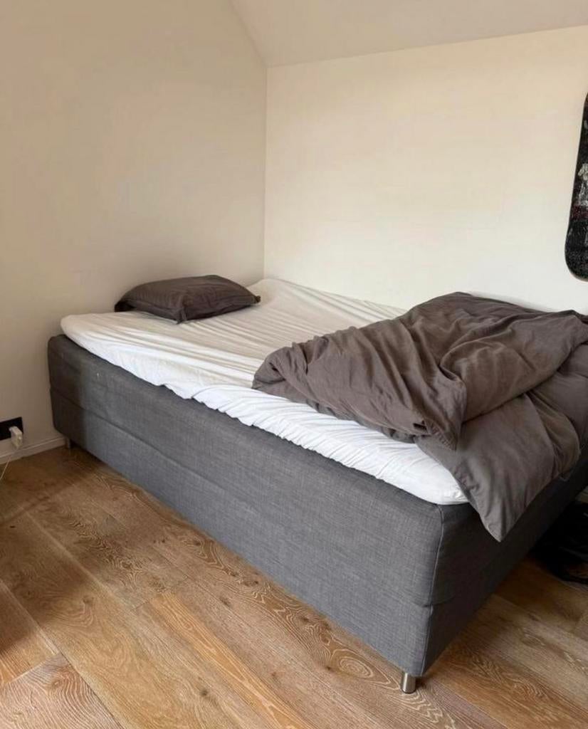 SOMMIER IKEA 140x200, Maison & Meubles, Gris, Queen size, 140 cm, Enlèvement