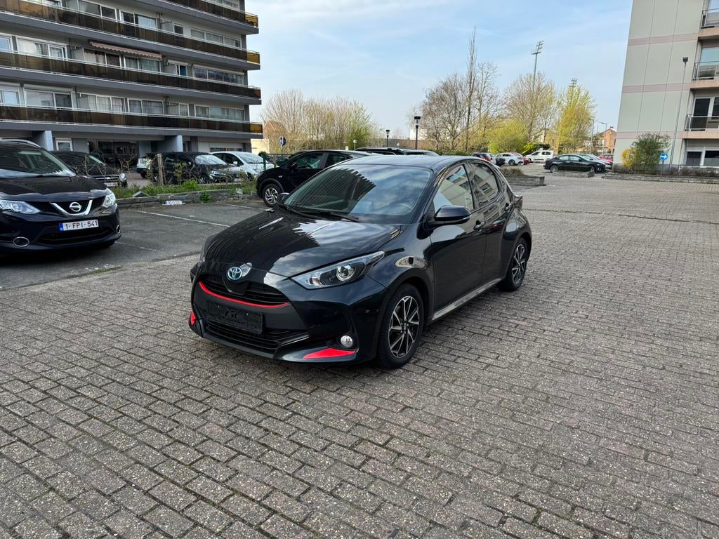 Toyota Yaris Hybrid, Zwart, 1490 cc, 5 zetels, 5 deurs