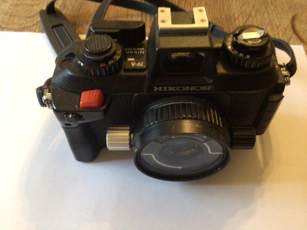 NIKONOS NIKON, Enlèvement ou Envoi, Nikon