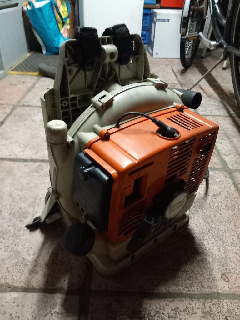 bladblazer, Jardin & Terrasse, Stihl, Enlèvement, Utilisé, Porté à dos