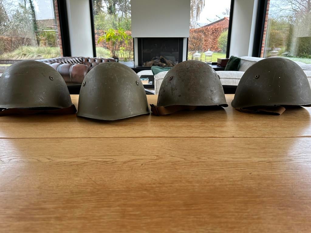 Italiaanse M33 helmen, Ophalen, Landmacht, Helm of Baret