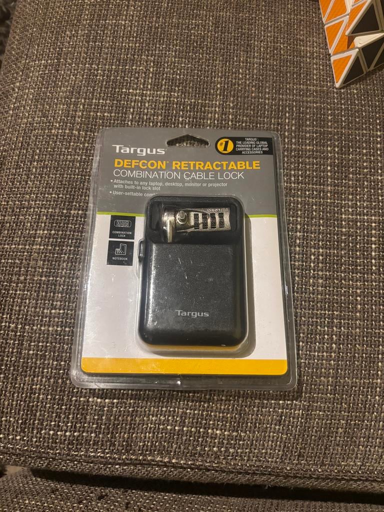 Slot computer, Ophalen of Verzenden, Zo goed als nieuw