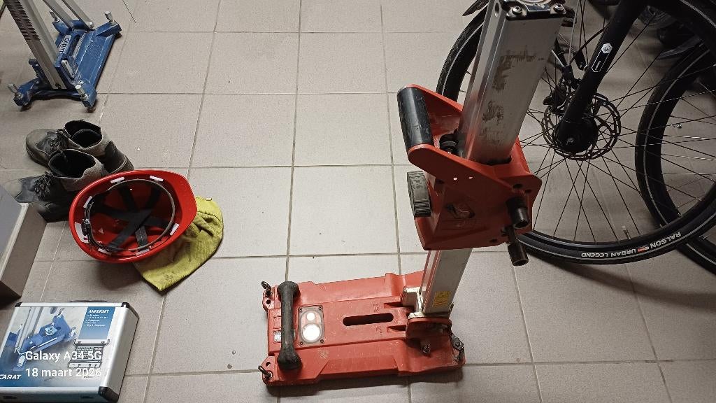 Hilti Boorkolom DD-ST 150-U CTL diamantboorstatief, Bricolage & Construction, Outillage | Pièces de machine & Accessoires, Utilisé