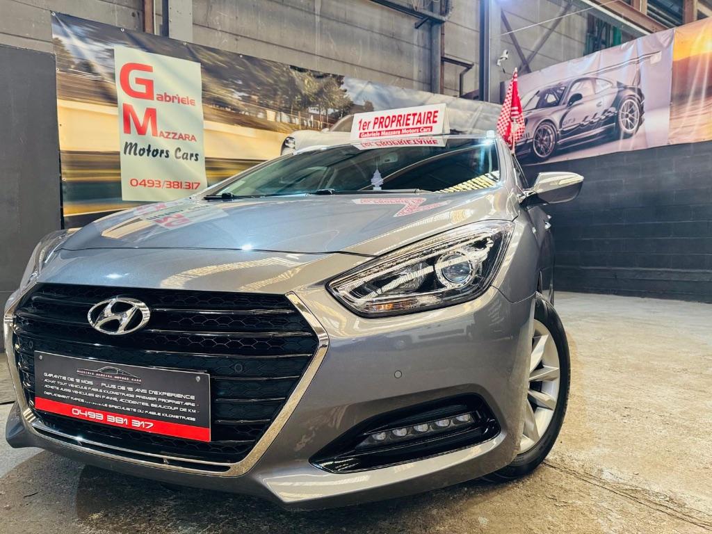 Hyndai i40 1.6i Break GPS Caméra LED, Autos, Achat, Entreprise, Garantie prolongée, Entretenue par le concessionnaire