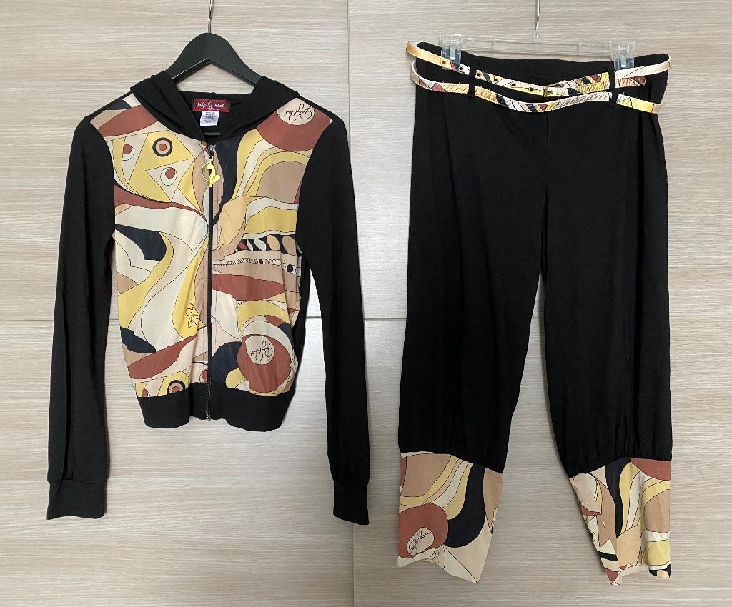 Jogging Baby Phat maat M+L, Maat 38/40 (M), Verzenden, Overige typen, Zo goed als nieuw