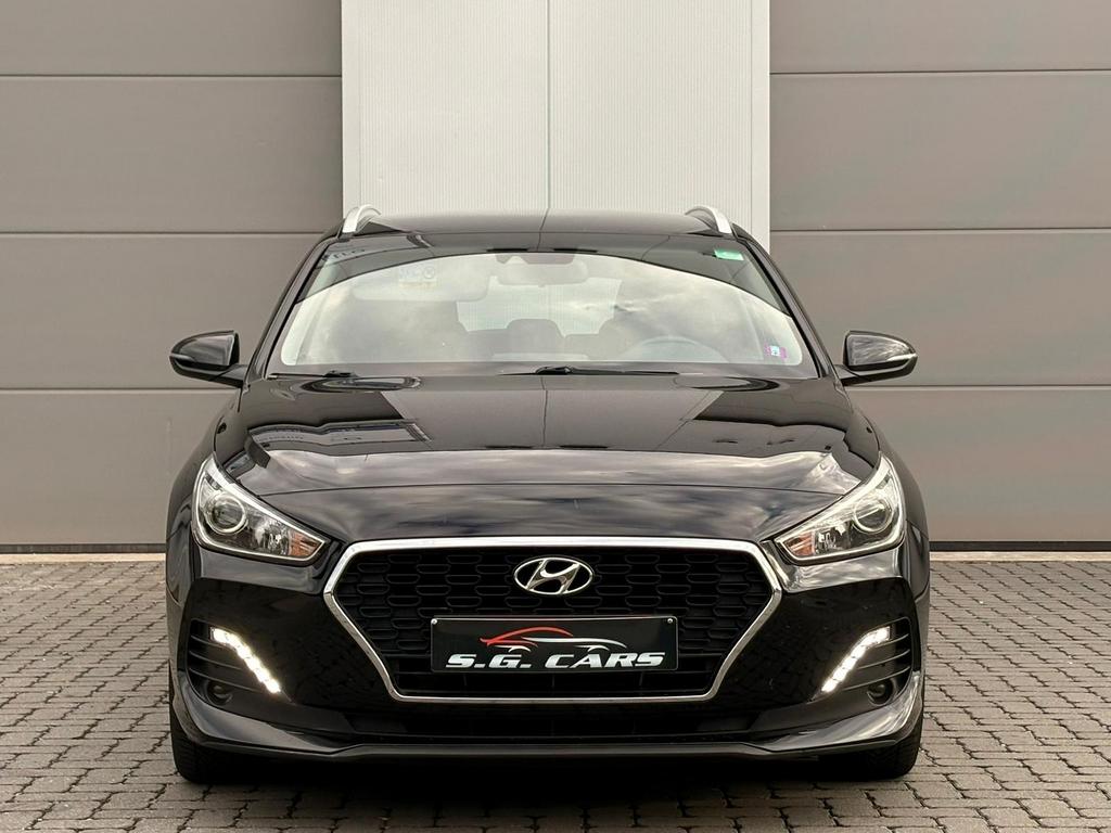 HYNDAY I30 2019 BENZINE 1.0 152.000KM EURO6B, Auto's, Hyundai, Euro 6, Bedrijf, Handgeschakeld, 5 deurs