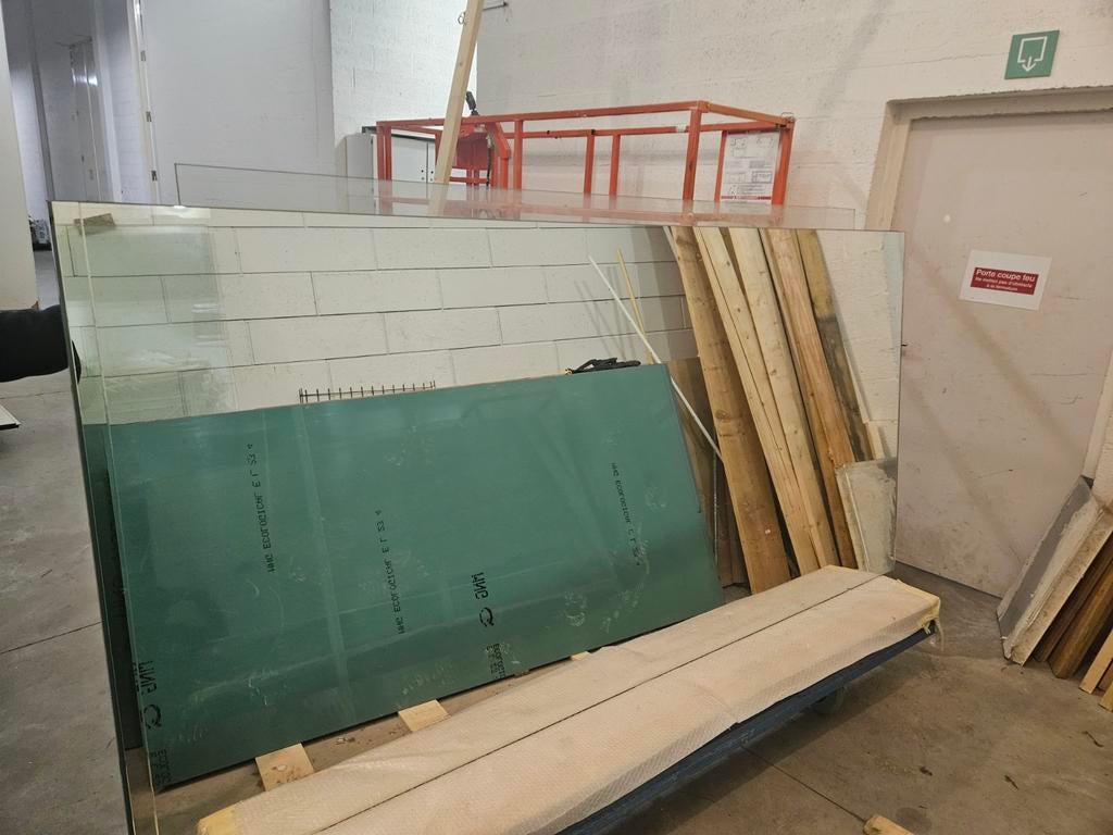 20 Miroirs 2m44 h/1m22 L, Bricolage & Construction, Vitres, Châssis & Fenêtres, Enlèvement