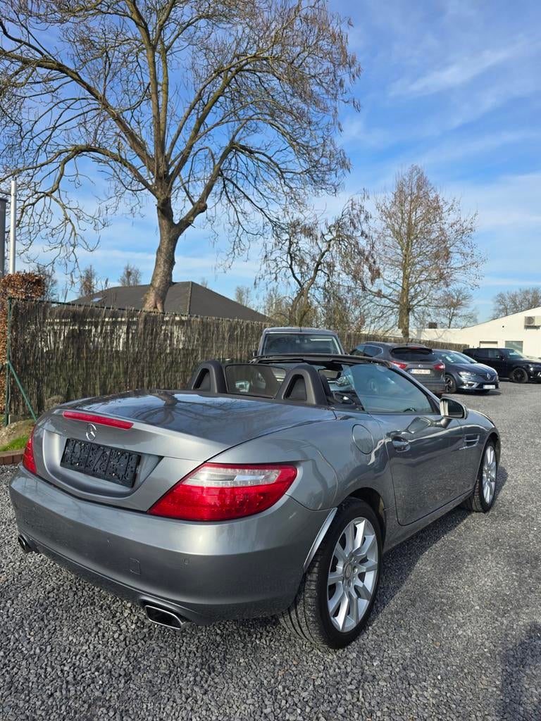 MERCEDES-BENZ-SLK 200 CABRIO//AUTOMAAT//LEDER//XENON//NAVI, Auto's, Mercedes-Benz, Automaat, Euro 5, Achterwielaandrijving, 4 cilinders