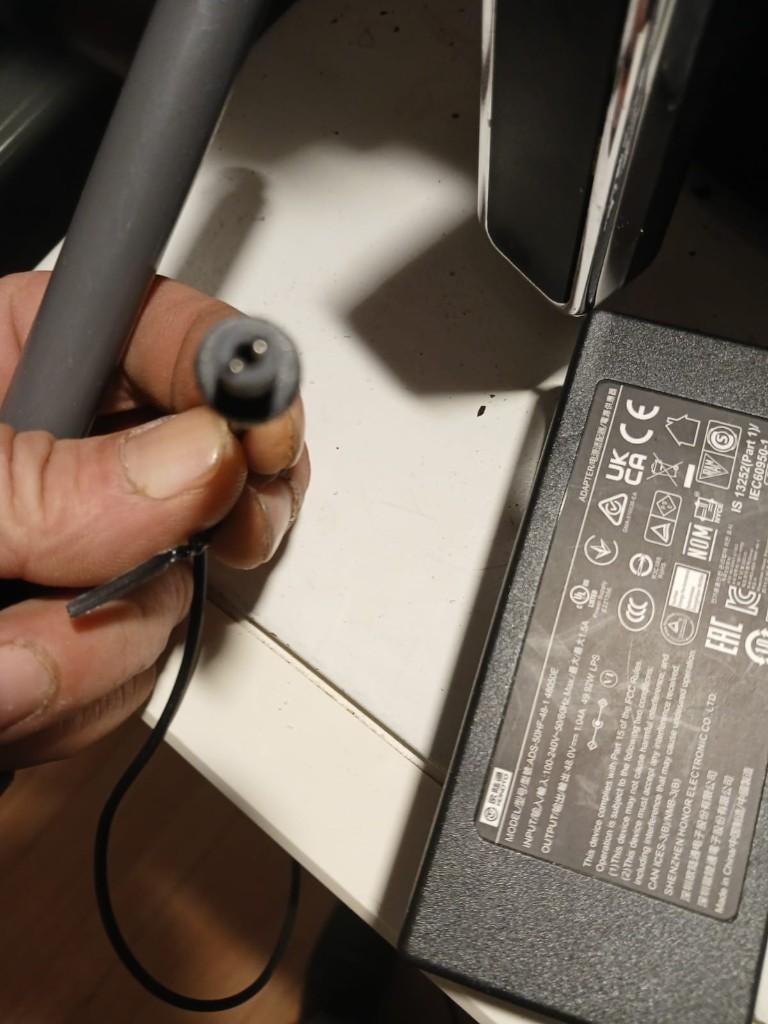 Adaptateur Secteur 48V 1.04A (50W) – Modèle ADS-50HF-48-1, Computers en Software, Laptop-opladers, Ophalen of Verzenden, Zo goed als nieuw