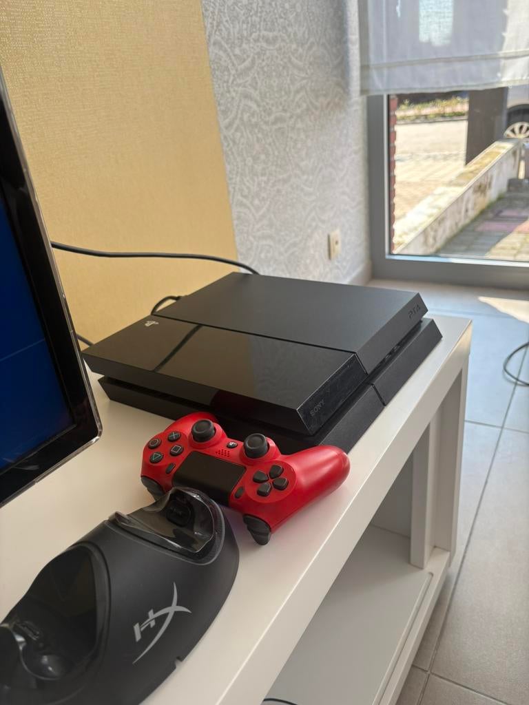 Playstation 4 slim 500GB, Ophalen, 500 GB, Zo goed als nieuw, Met 1 controller