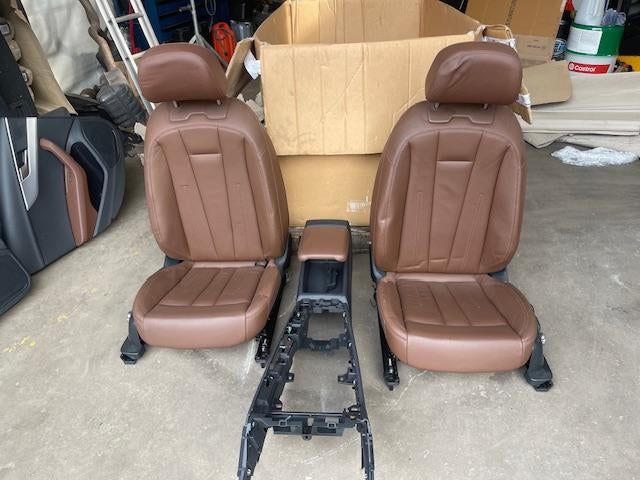 INTERIEUR COMPLET Bruin leder Audi A5 Sportback (F5A / F5F), Dhr. R. de Gouw, Audi, Utilisé, De Bloemendaal 21 21
5221 EB  'S HERTOGENBOSCH, NL