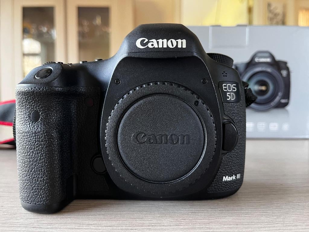 Canon 5D Mark III — 11.950 triggers — Onberispelijke staat, Spiegelreflex, Canon, Ophalen of Verzenden, Zo goed als nieuw