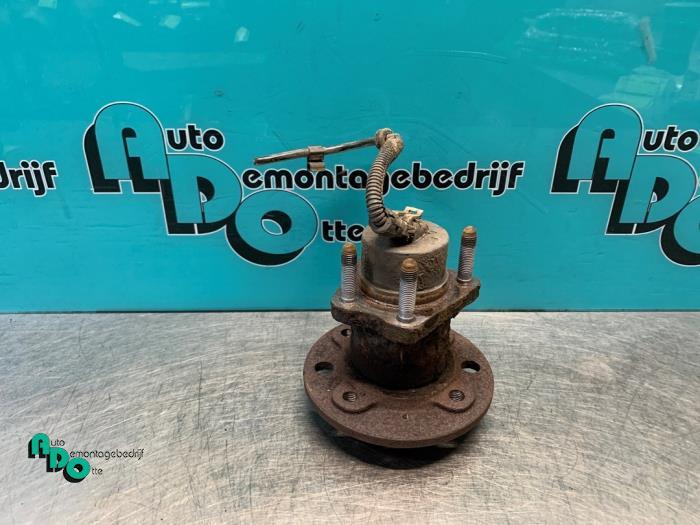 Wiellager achter van een Opel Meriva (Meriva 03-), Auto-onderdelen, Gebruikt, -, -, Opel