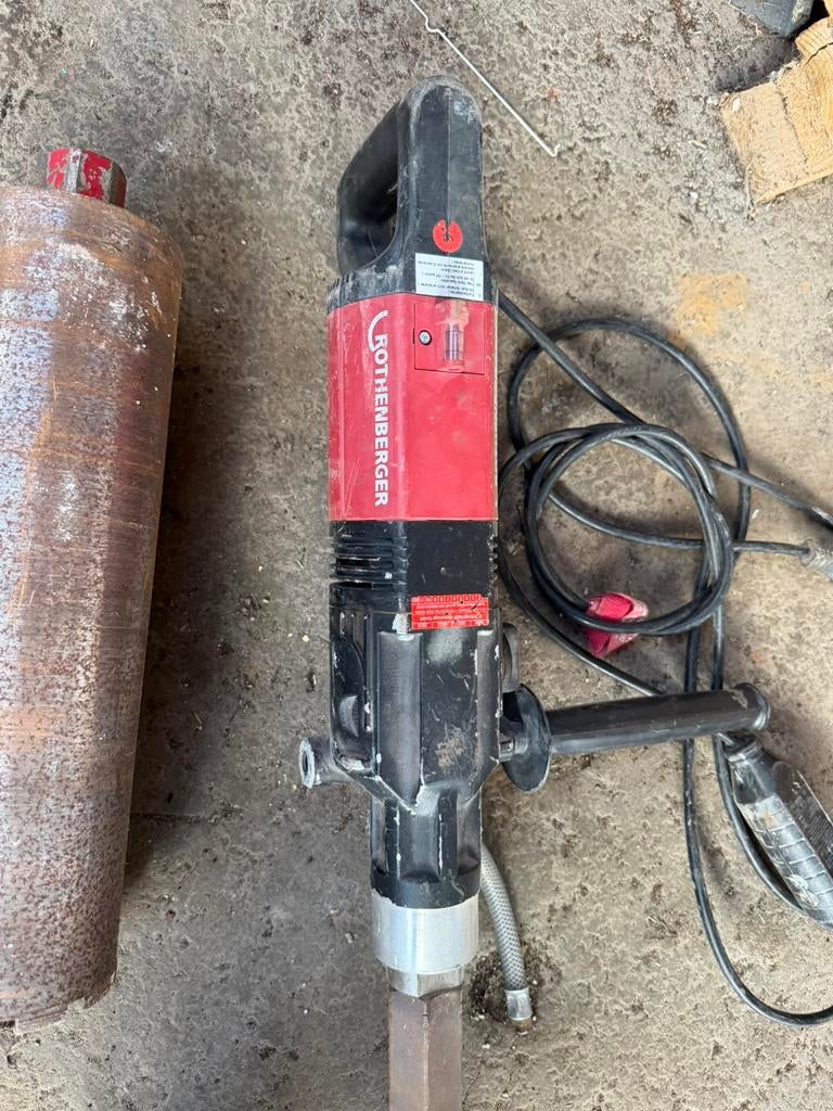 Bj vend une carroteuse  rothemberger  800€, Bricolage & Construction, Enlèvement ou Envoi, Comme neuf