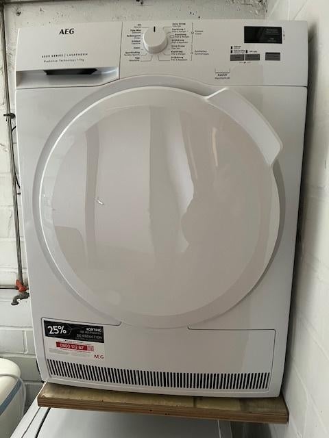 Sèche-linge à condensation AEG, Electroménager, 6 à 8 kg, 85 à 90 cm, Programme laine, Comme neuf
