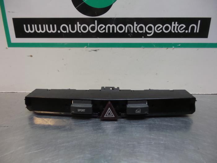 Commutateur éclairage d'urgence d'un Opel Astra (Astra H 04, -, Opel, 3 mois de garantie, Utilisé