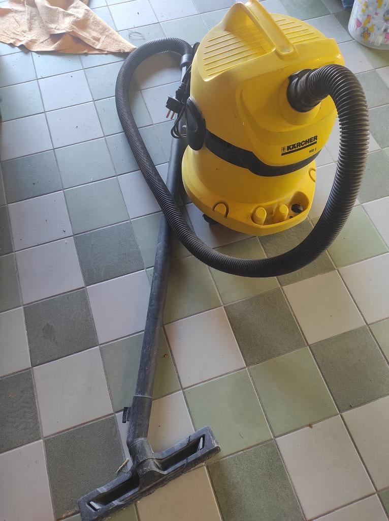 Kärcher WD2 stofzuiger + 2 zakken, Ophalen