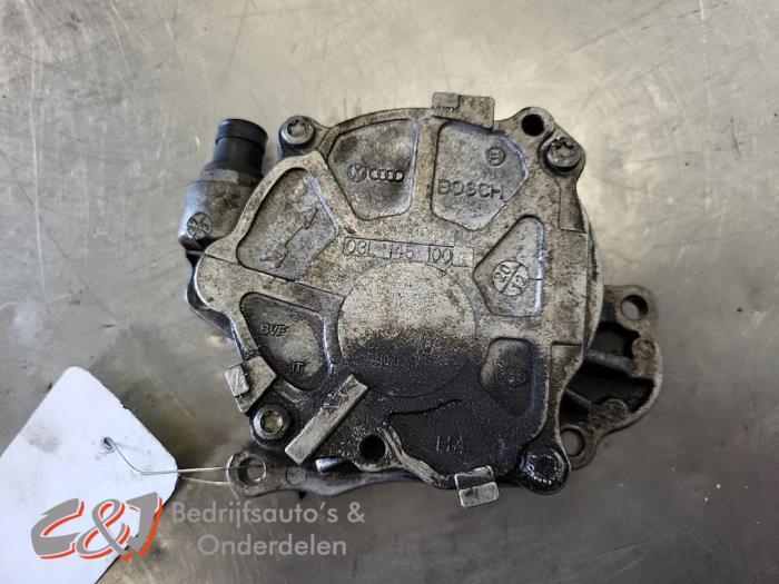 Vacuumpomp (Diesel) van een Volkswagen Transporter, Auto-onderdelen, Motor en Toebehoren, Volkswagen, Gebruikt, 3 maanden garantie