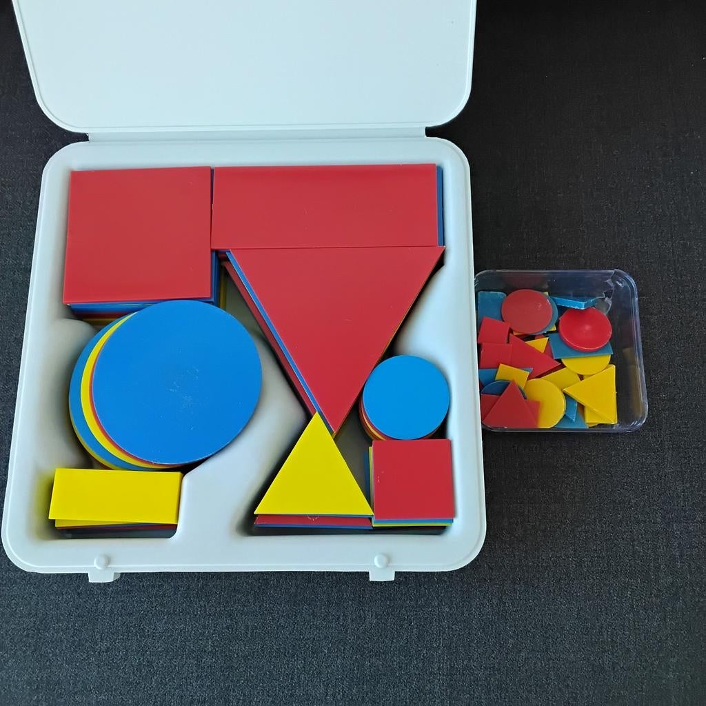 MAXI LOGIBLOCS, Enlèvement