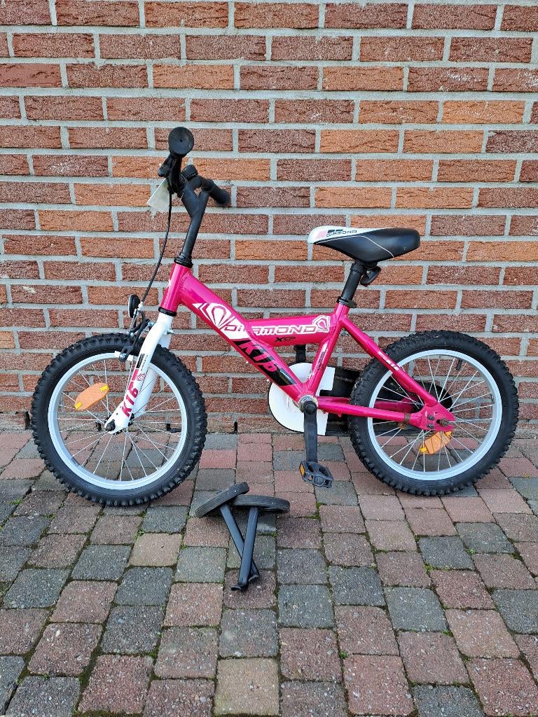 Kinderfiets met zijwieltjes, Fietsen en Brommers, Fietsen | Kinderfietsjes, Ophalen, Zo goed als nieuw, Minder dan 16 inch, Zijwieltjes