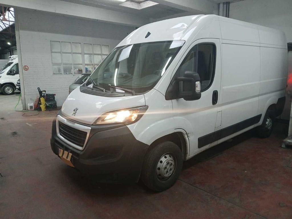 Peugeot Boxer 2.2L L2H2 2023 Garantie+Onderhoud-> mei 2027, Auto's, 4 deurs, Stof, Euro 6, Wit
