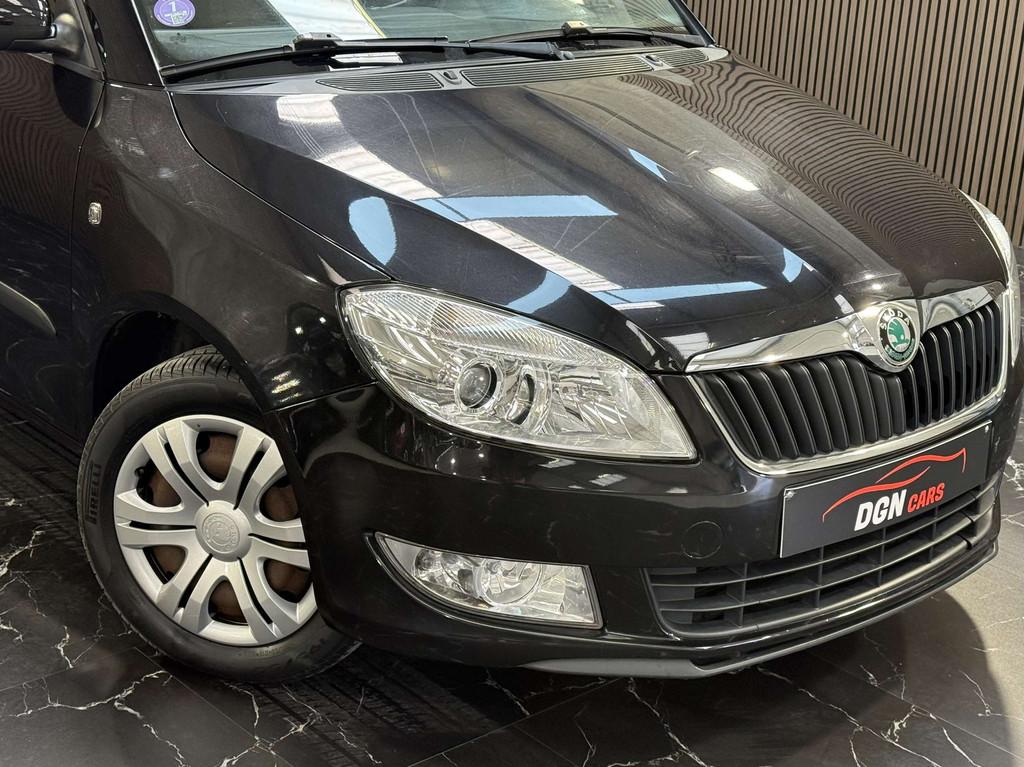 Skoda Fabia Fabia SW 1.2 TSI Ambition DSG (bj 2011), Auto's, Automaat, Euro 5, Gebruikt, Zwart