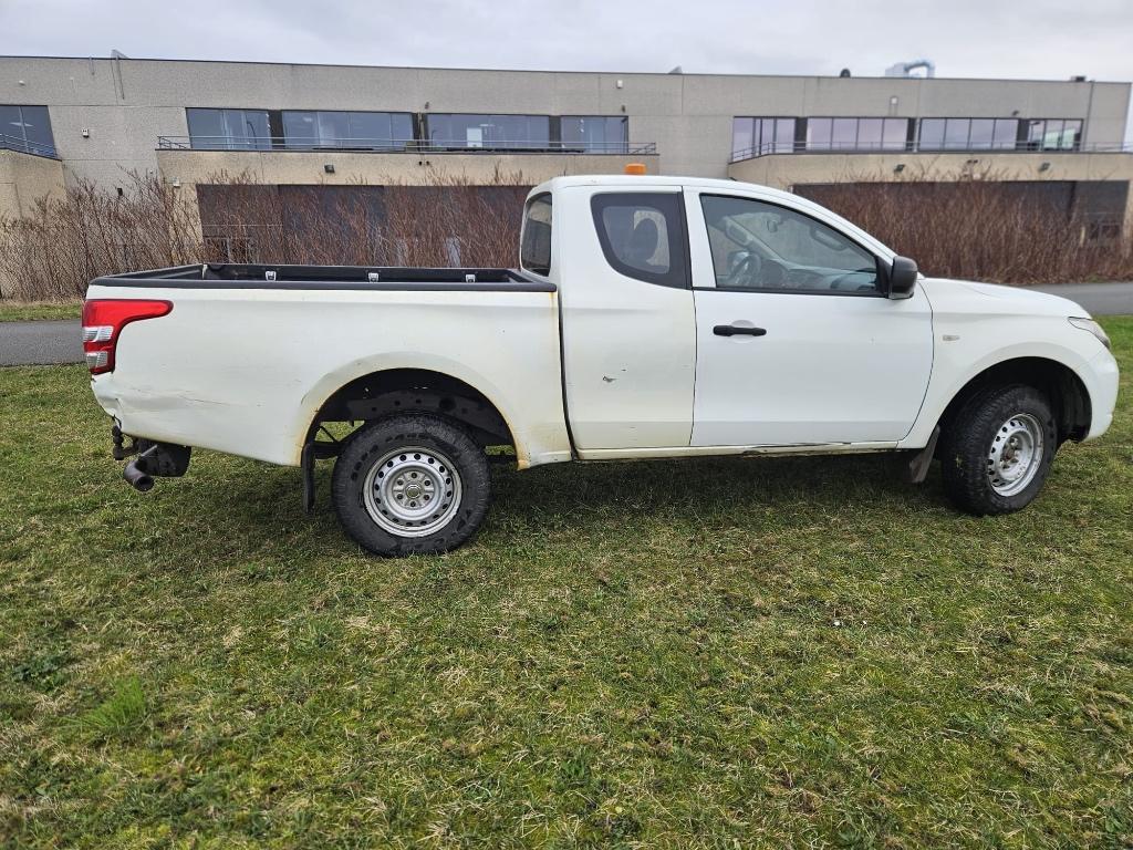 Mitsubishi L200 4 x 4. 106 000 km, Autos, 4 portes, Entreprise, Garantie prolongée, Boîte manuelle