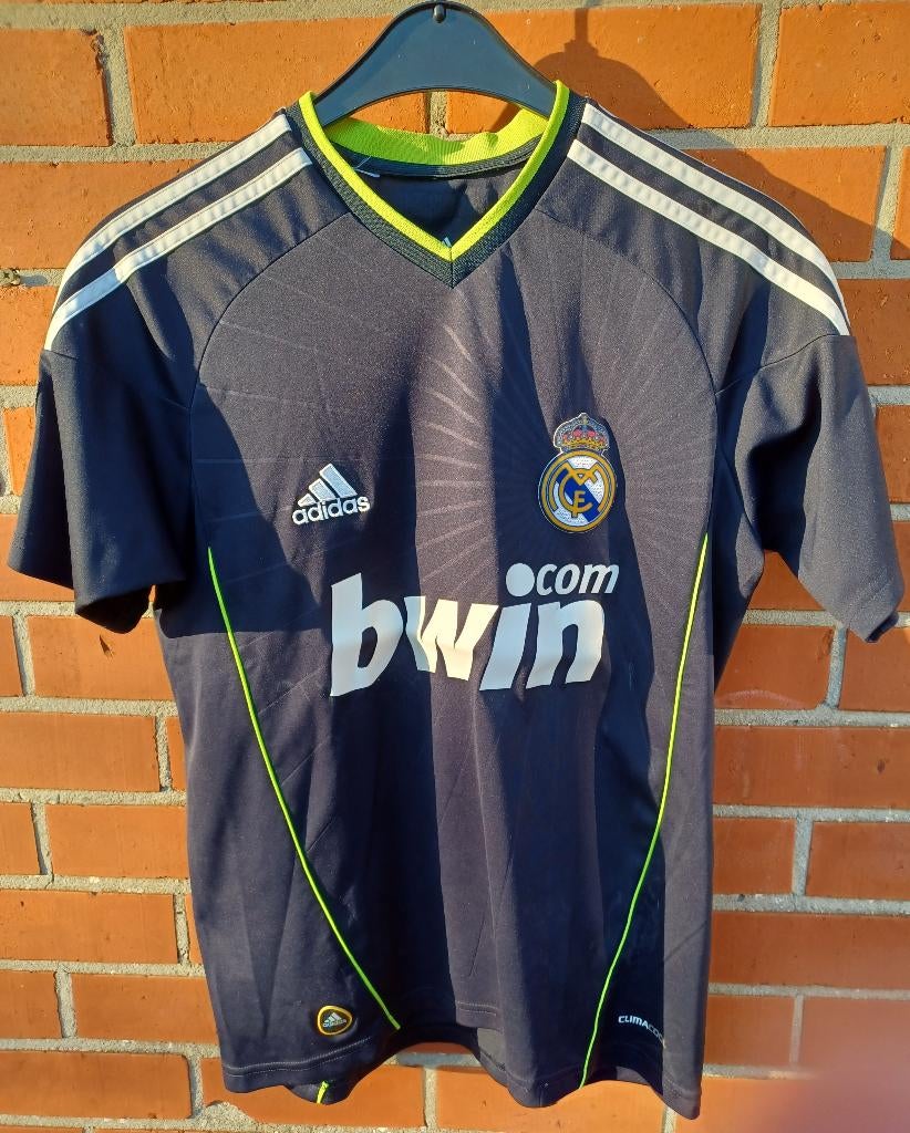 Maillot du Real Madrid 2010-2011, Sports & Fitness, Football, Taille XS ou plus petite, Enlèvement ou Envoi, Comme neuf, Maillot