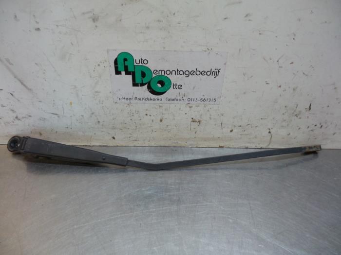 Bras essuie-glace avant d'un Renault Kangoo (Kangoo 01-), Renault, -, 3 mois de garantie, Utilisé