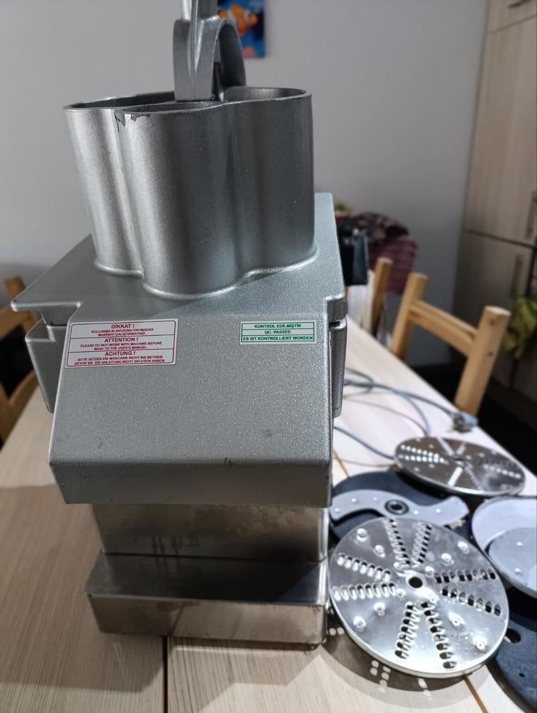 Coupe-légumes professionnel EMPERO + disques, Articles professionnels, Enlèvement