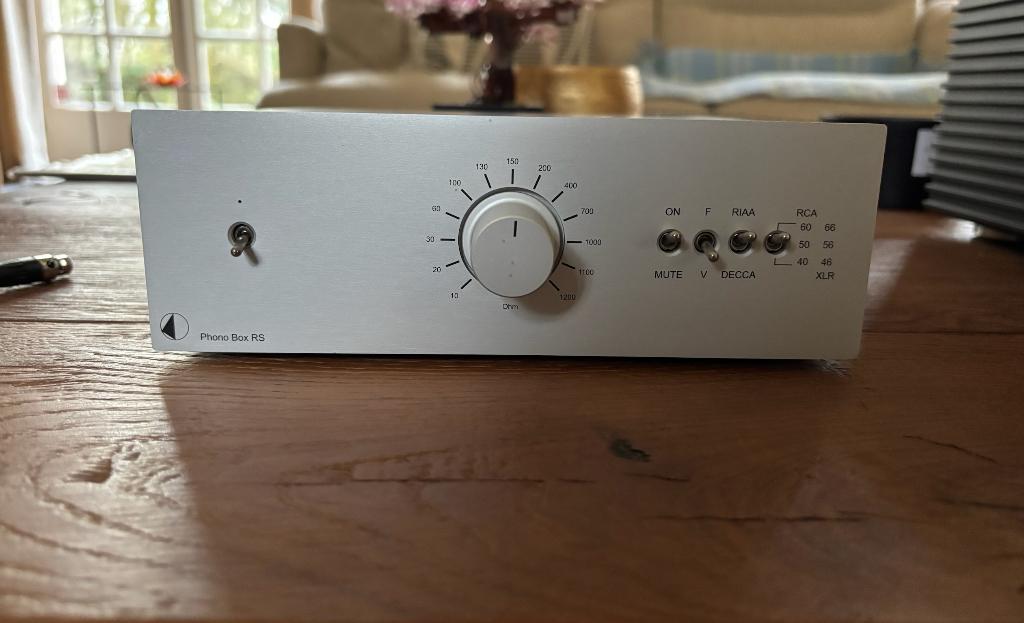 Préampli phono Pro-ject Phono Box RS, TV, Hi-fi & Vidéo, Amplificateurs & Ampli-syntoniseurs, Comme neuf, Enlèvement