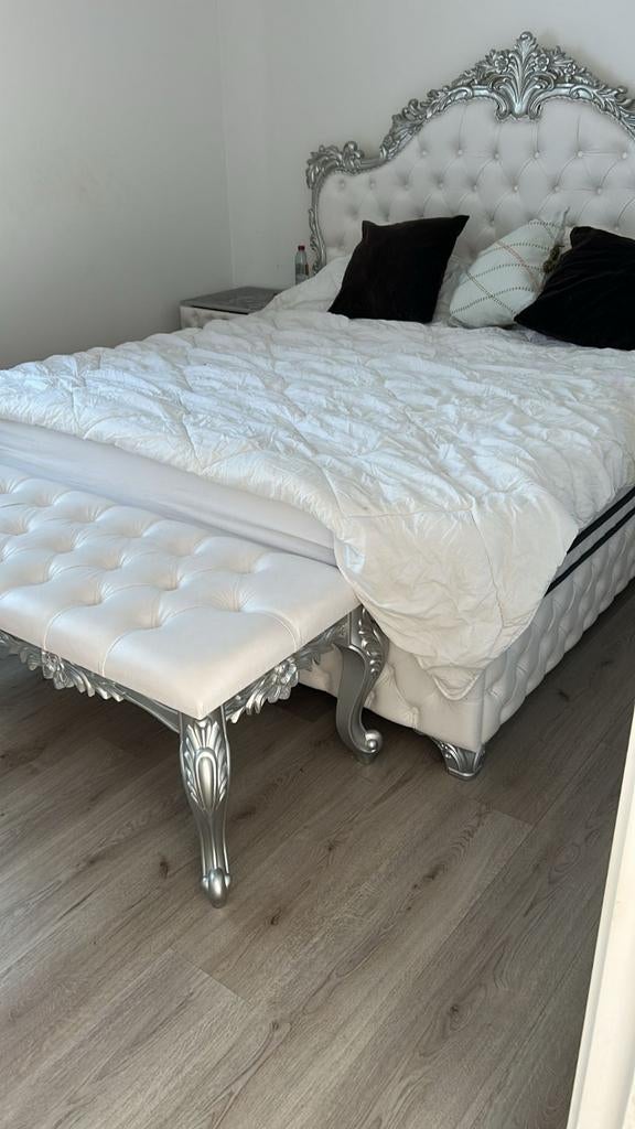 Bed met voeteinde, Ophalen