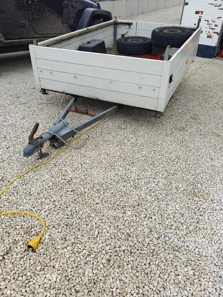 Remorque à essieu unique, Enlèvement