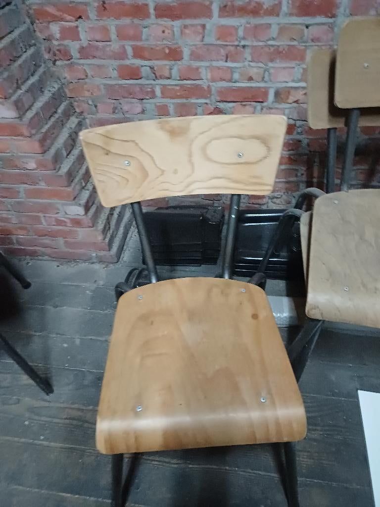 Oude school stoelen, Huis en Inrichting, Stoelen, Ophalen, Gebruikt