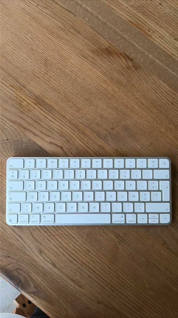 Apple Magic Keyboard - Draadloos Azerty, Ophalen of Verzenden, Azerty, Zo goed als nieuw, Draadloos