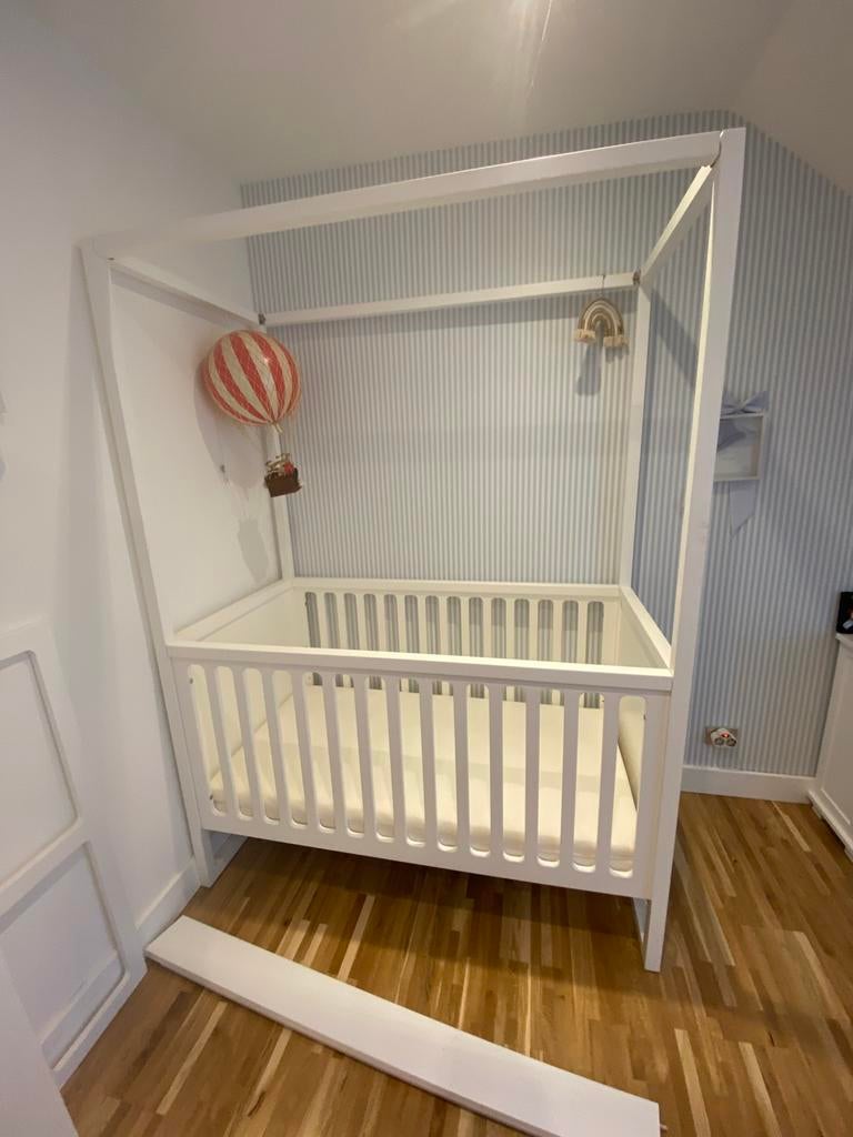 Baby - peuter bed wood work, Ophalen, Zo goed als nieuw, Matras
