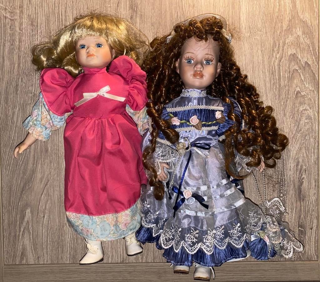 🔥 Set van 2 porseleinen sierpoppen (40cm en 41,5 cm), Verzamelen, Poppen, Ophalen of Verzenden, Zo goed als nieuw, Pop